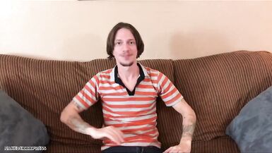 Jobless Roommate Gets Creampied - 4 image