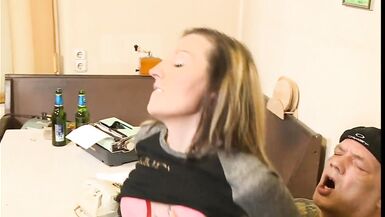 HAUSMEINSTER - 02 - KAPITEL #01