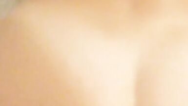Une lesbienne en manque danalphabétisme baise un gode puis frotte son sperme dans sa chatte et ses seins gras - Dirty Dasha - 13 image