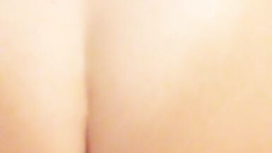 Une lesbienne en manque danalphabétisme baise un gode puis frotte son sperme dans sa chatte et ses seins gras - Dirty Dasha - 14 image