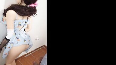 Venezuelan girl with impressive curves agrees to fuck without a condom - 7 image