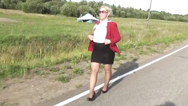 Femme daffaires sexy - 2 image