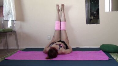 Aurora Willows demonstrates easy hip openers - 9 image
