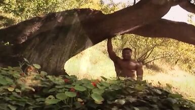 Withe Mommy Gets Her Pussy Fucked By BBC - 1 image