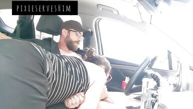 Une collègue de travail salope mange ma bite et mon sperme pour le déjeuner en public - pixieservesHim et pixieservesMe - 13 image