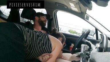 Une collègue de travail salope mange ma bite et mon sperme pour le déjeuner en public - pixieservesHim et pixieservesMe - 8 image
