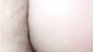 OMG!!! Tiny MILF cant stop squirting when I fuck her and she soaks the bed and floor! - 7 image