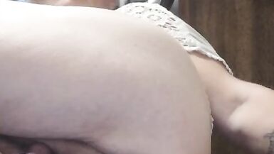 Sensual Sunshine's tight ass gets stretched by a big dildo in HD - 14 image