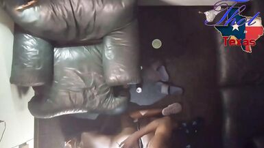 La femme au Texas - La chatte dune femme de la BBC est baisée par une femme de la BBC qui partage sa vie.