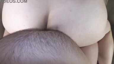 ¡BBW hotwife con un enorme tetas y buen culo conseguir un áspero follando en doggystyle pose y misionero hasta conseguir un gran creampie y doble orgasmo! - Milky Mari - 9 image
