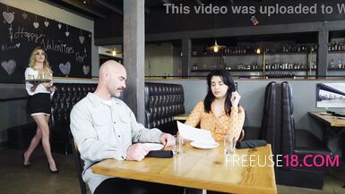 Watching My Step Dad Freeusing MILF Waitress- Keenzie Anne, Leda Lothario - 7 image
