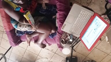 德州的骚货--她忘了相机是在黑色的Ebony Homemade Amateur Hot Milf上。 - 11 image