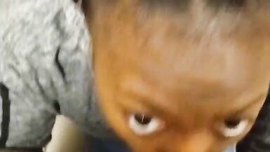 La femme de lombre se fait tirer dessus à de multiples reprises !