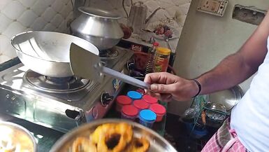 Madam Ne Naukar Se Kitchen Me Choot Chudayi Karayi - FireeCouple - 2 image