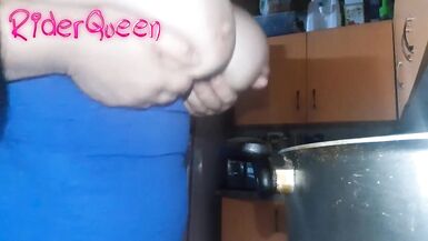 Fucking Mommy in der Küche POV - 12 image