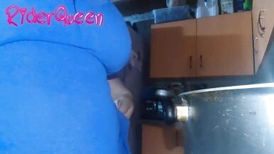 Fucking Mommy in der Küche POV - 9 image