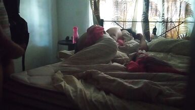 Mi padrastro entra a mi cuarto mientras disfruto la siesta - 14 image