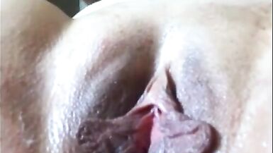 Beautiful wet cunt with big lips gets an orgasm from a vibrator and squirts wildly on camera close-up - 12 image
