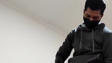Jovencito rompiendole el oyo a escort madura - 4 image