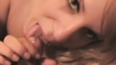 Sweet Redhead Giving A Nice Blowjob relaxing moments - 8 image