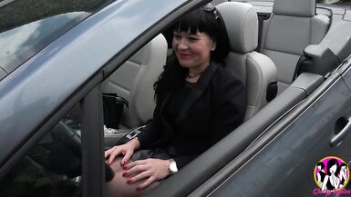 Hot brunette mature fucks hard outdoor - 3 image