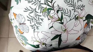 Housewife Wife Cooking is Dissatisfied and Can't Resist a Big Cock