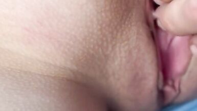 Camping sous tente, tentative de sieste transformée en tarte à la crème anal !