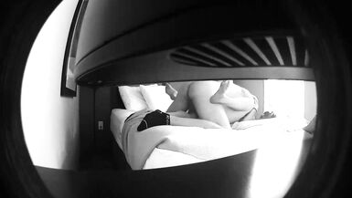 Milfs wird im Hotel gefickt - 11 image