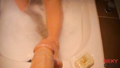 Mature MILF fucked in the bathtube - 8 image