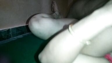 Bhabhi ne pati k jaane k baad ghar pr bula kr apni chudai kr wai. - 8 image