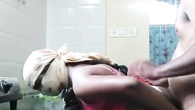 hintli kadın kocasını tamil sesiyle aldatıyor - 8 image