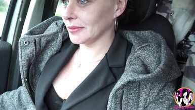 Hot anal sex with a stunning brunette mature