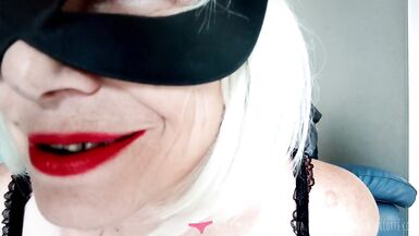 Vends-ta-culotte - Mommy wants to milk your dick : JOI with sexy French MILF - 14 image