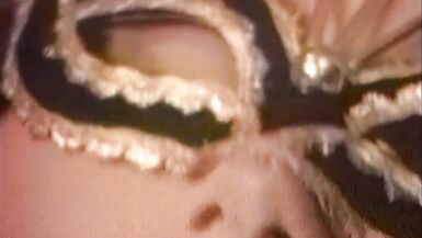 What goes aroung, Cums around