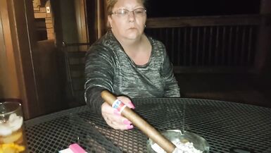 Huge Tennessee Cigar - 6 image