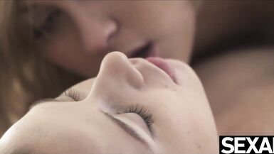 Beautiful blonde lesbians lick each other's pussy to wild orgasms - 3 image