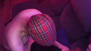 Goth MILF banged on the couch ends up covered in cum - 14 image