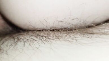 La femme salope de BBW monte une cowgirl inversée avec une chatte crémeuse et mouillée à une levrette avec une chatte agrippée et une éjaculation. - 4 image