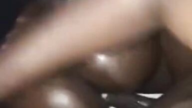 Culo tondo e spesso di ebano sbattuto da dietro - 10 image
