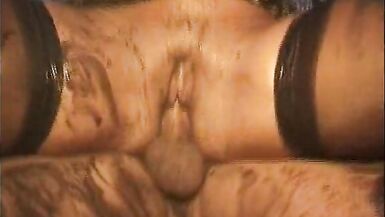 Extremer Hardcore-Schlamm-Sex - 11 image