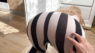 MILF in tight tights bent over and relaxed her big ass for anal sex - 4 image