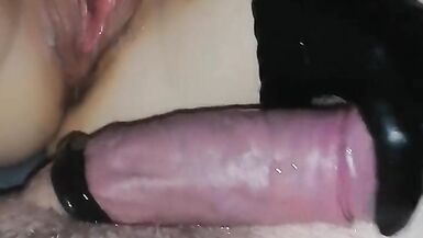 Büyük bir yarağa binmeyi seviyor - 8 image
