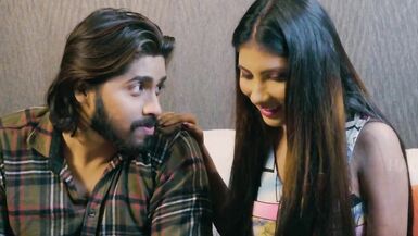 Femme en chaleur indienne Gros seins Plan à trois Desi Aunty