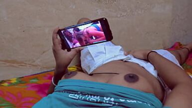 Rakhi besondere Stiefschwester wurde gefickt, während sie Porno-Videos allein - 1 image