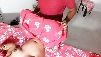 Balcony Pe Khadi Aunty Ko Patakar Jabardasti Choot Chudayi Kiya - 10 image