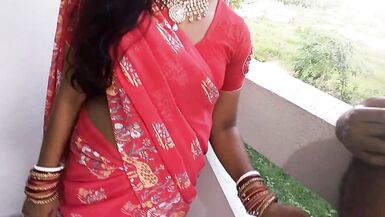 Balcony Pe Khadi Aunty Ko Patakar Jabardasti Choot Chudayi Kiya - 4 image
