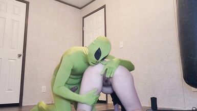 EXTRATERRESTRIAL VISITOR PROBES JAPANESE HOT MILF BABE FOR HER JUICES AND PLANTS ALIEN SEED DEEP - 5 image