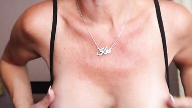MILF стриптиз сосание и верховая езда - 6 image