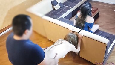 Kız arkadaşımdan daha güzel olan üvey kayınbiraderim, kız arkadaşım NTR oynarken onu becermemi istedi - 12 image