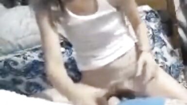 MAMMA MILF FATTA IN CASA CHE MI SUCCHIA - 2 image